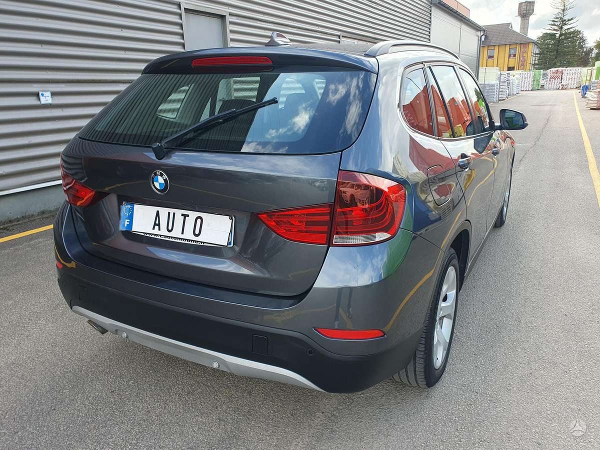 BMW X1 2014 — двигун 1995 cm³, 143 HP (105kW)