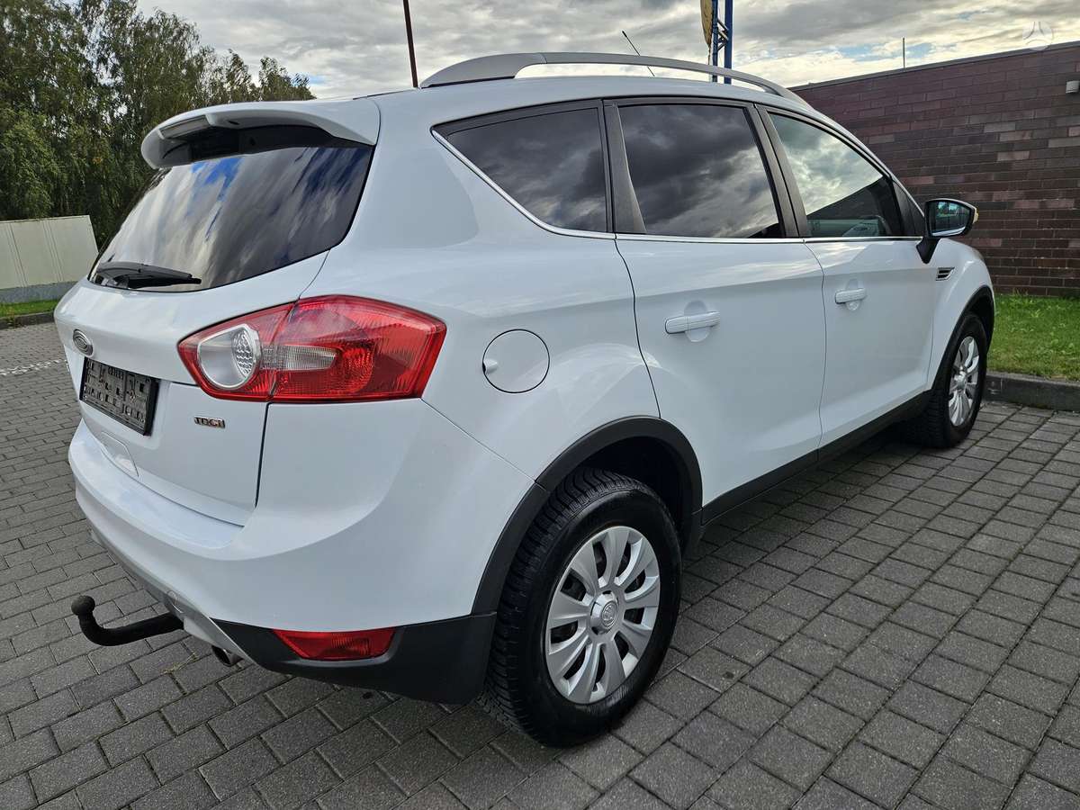 Ford Kuga 2011 — двигун 1997 cm³, 163 HP (120kW)