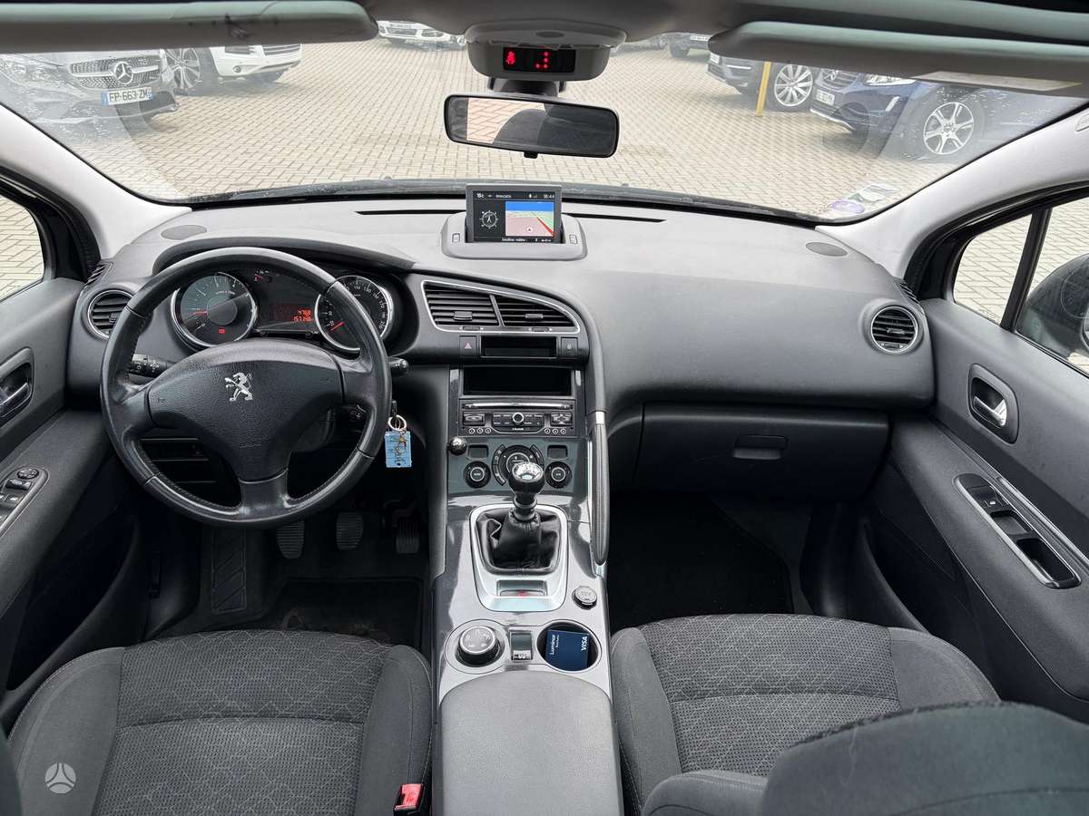 Peugeot 3008 2015 — фото 15