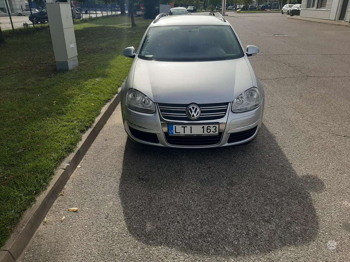 Volkswagen Golf 2008 — rear view
