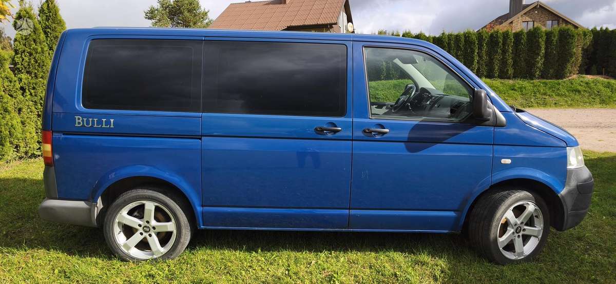 Volkswagen Transporter 2008 — photo 11