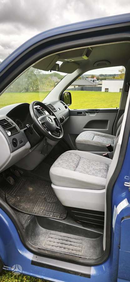 Volkswagen Transporter 2008 — photo 12