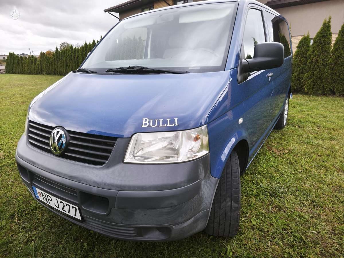 Volkswagen Transporter 2008 — rear view