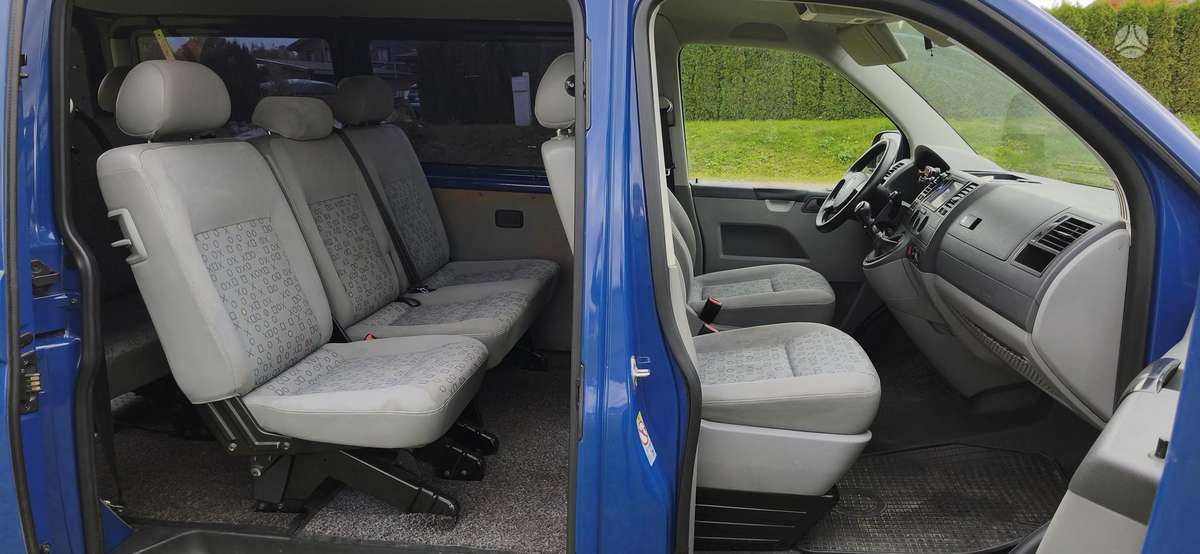 Volkswagen Transporter 2008 — photo 21