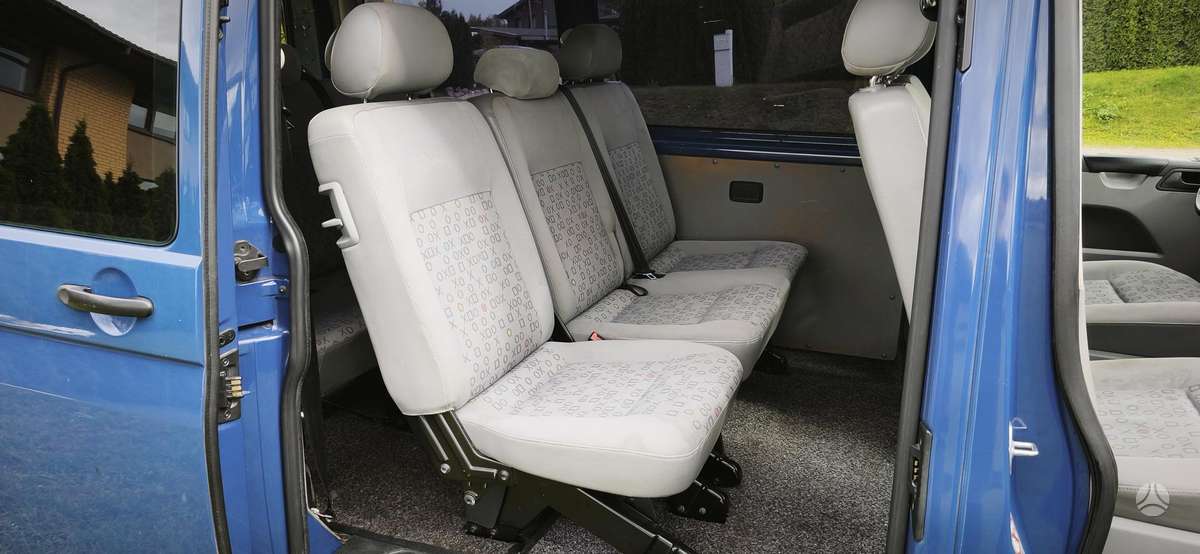 Volkswagen Transporter 2008 — photo 22
