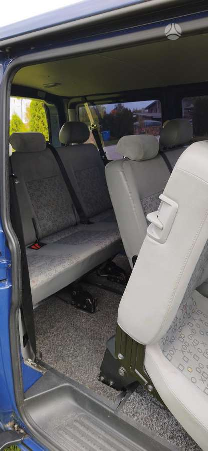 Volkswagen Transporter 2008 — photo 23