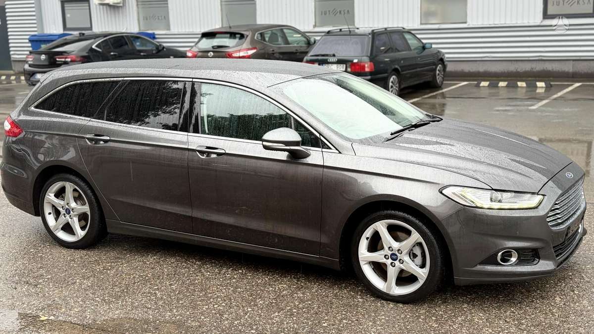 Ford Mondeo 2015 — фото 11