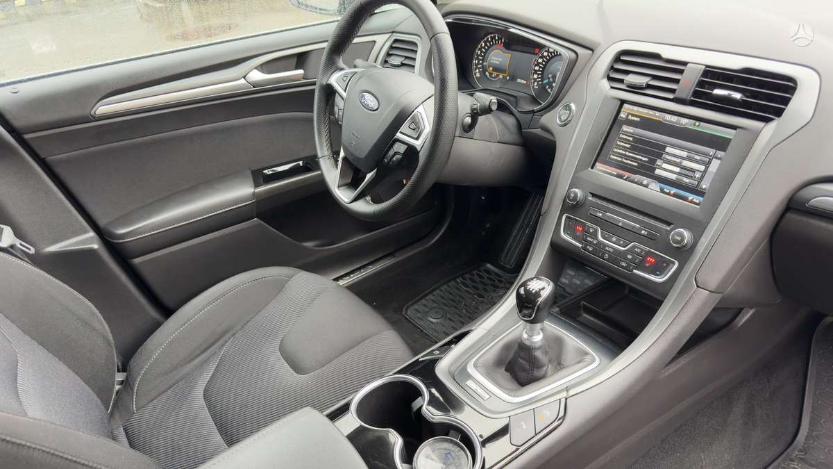 Ford Mondeo 2015 — фото 14