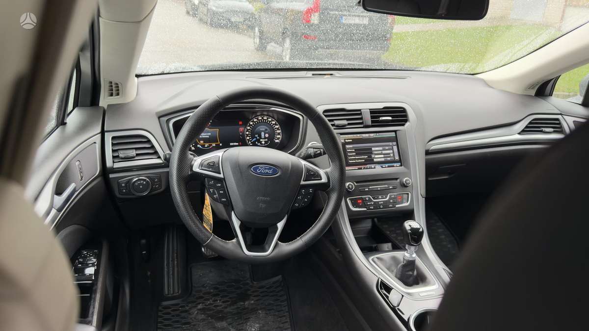 Ford Mondeo 2015 — фото 15