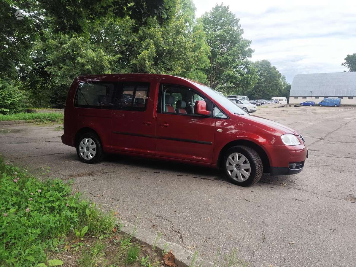 Volkswagen Caddy 2008 — вигляд ззаду