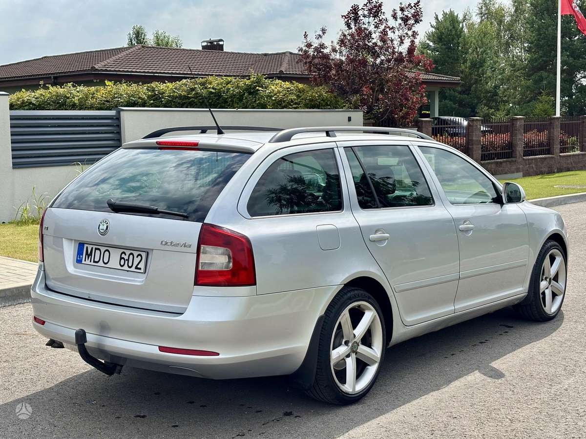 Skoda Octavia 2010 — photo 5