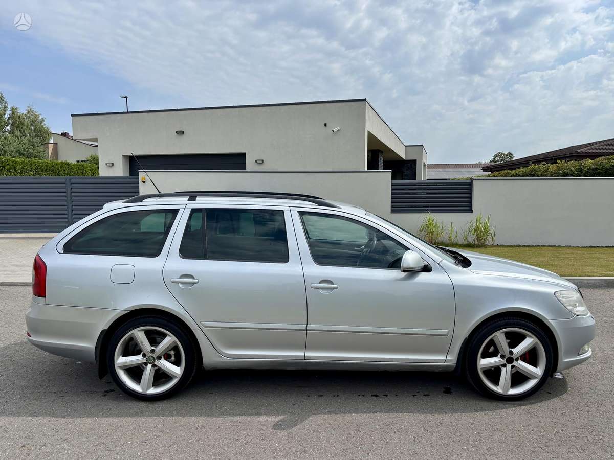 Skoda Octavia 2010 — photo 6