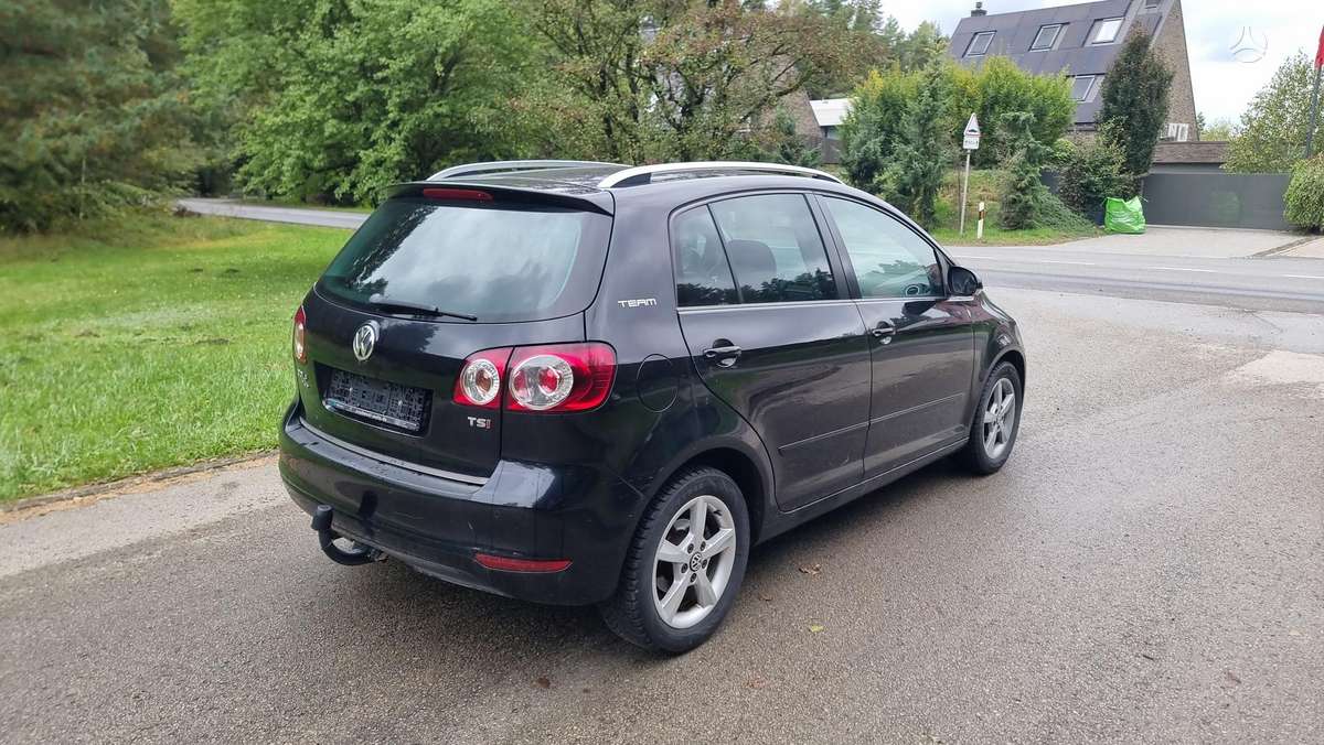 Volkswagen Golf 2011 — photo 26