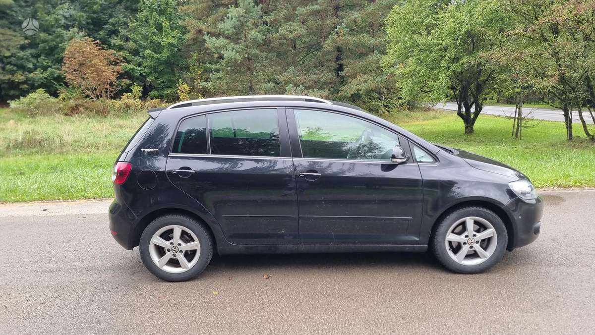 Volkswagen Golf 2011 — photo 27