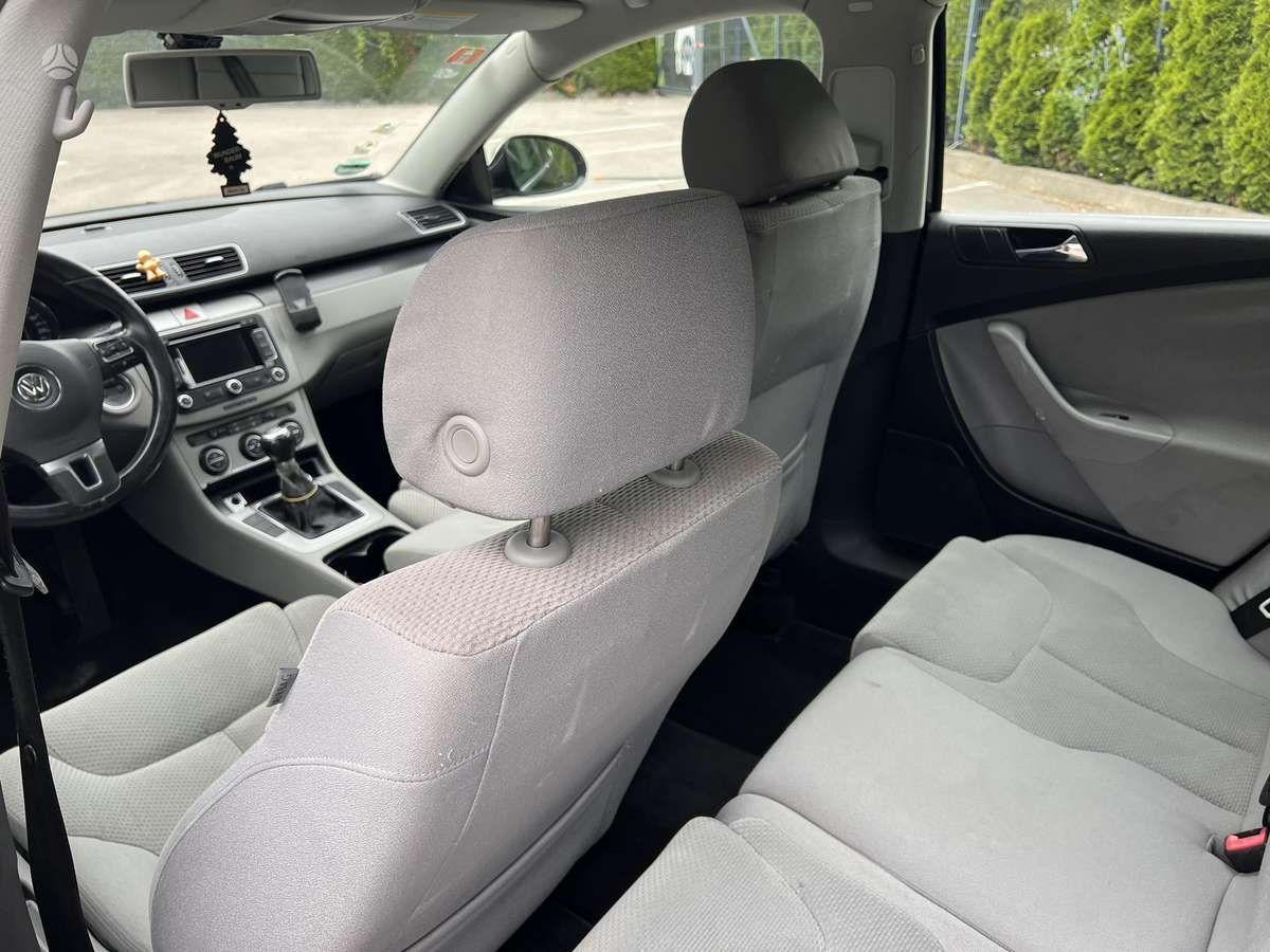 Volkswagen Passat 2006 — photo 20