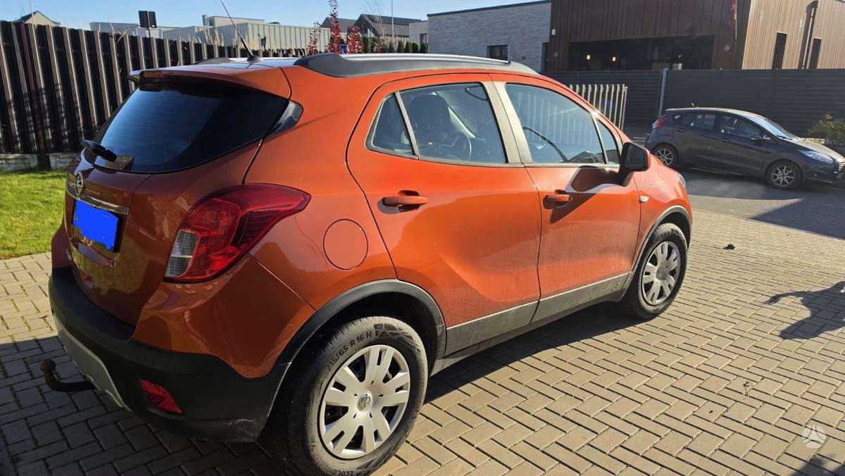 Opel Mokka 2015 — салон