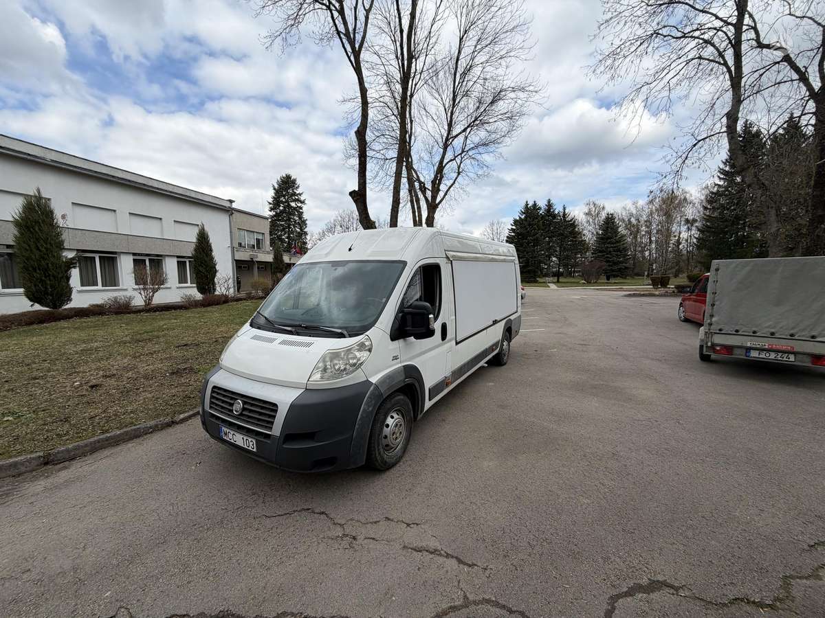 Fiat Ducato 2012 — вигляд ззаду