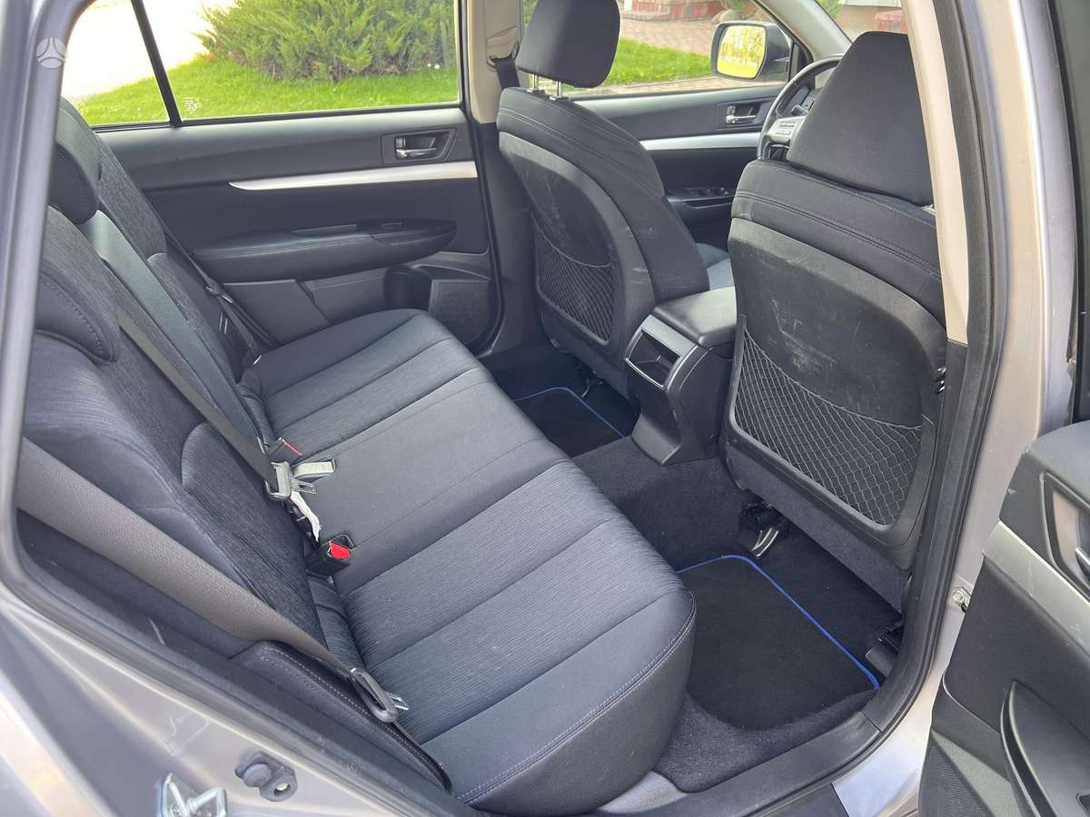 Subaru Legacy 2009 — photo 10