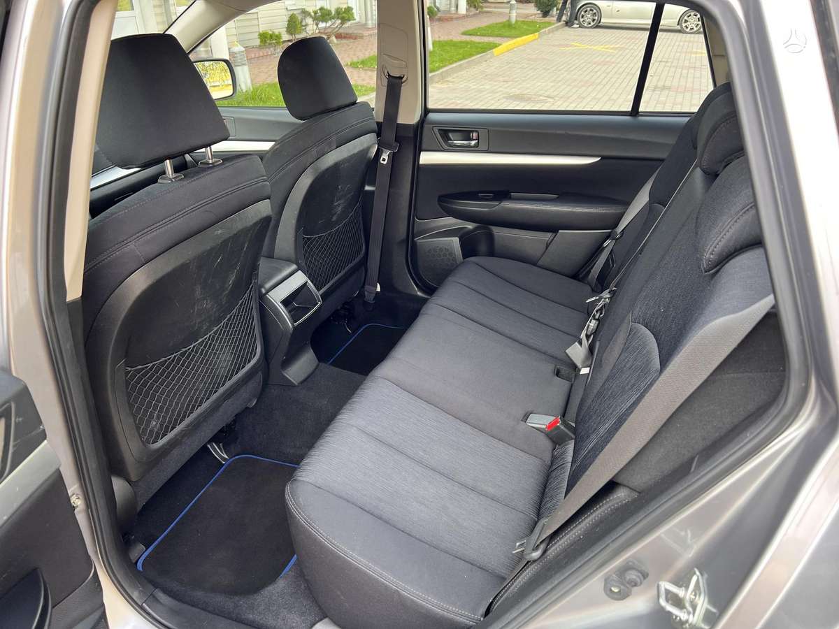 Subaru Legacy 2009 — photo 12