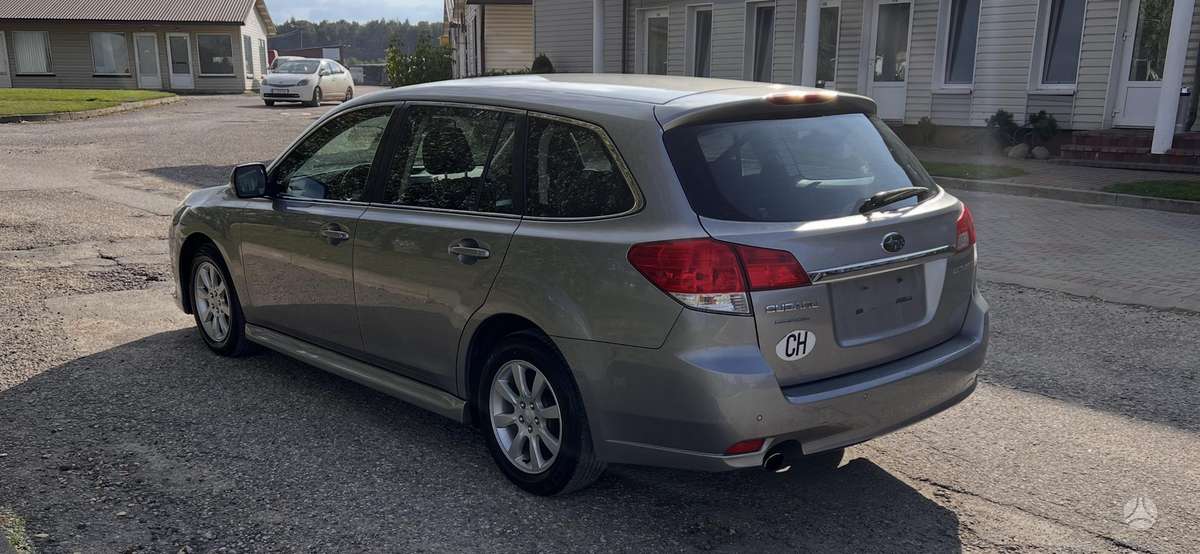 Subaru Legacy 2009 — photo 5