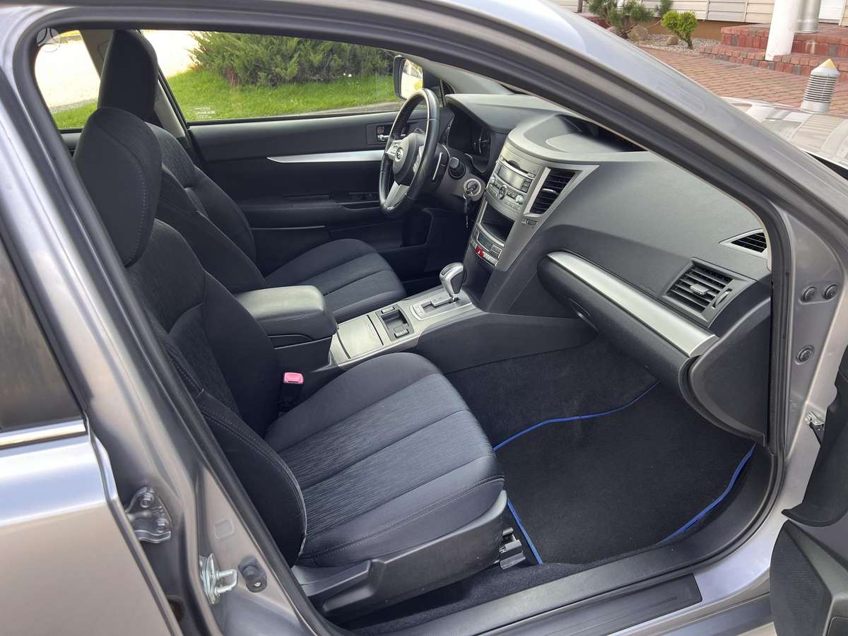 Subaru Legacy 2009 — photo 9