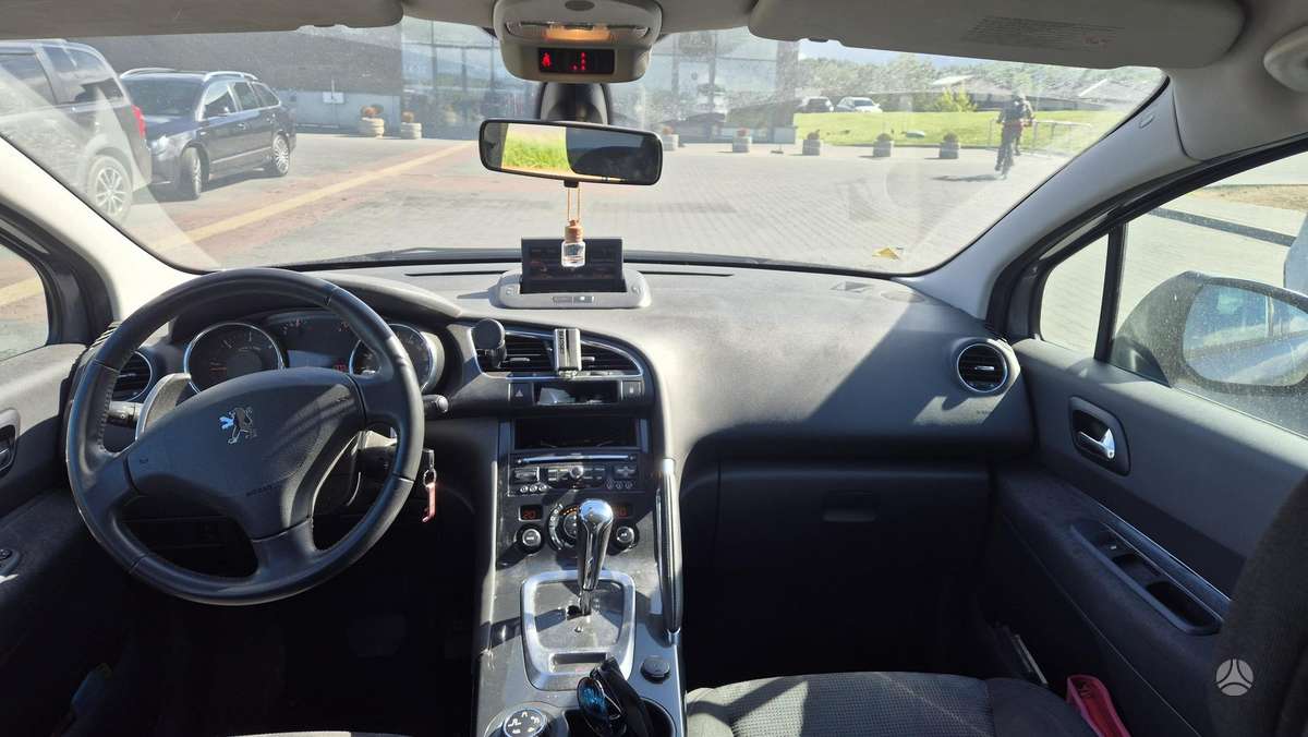 Peugeot 3008 2011 — photo 5