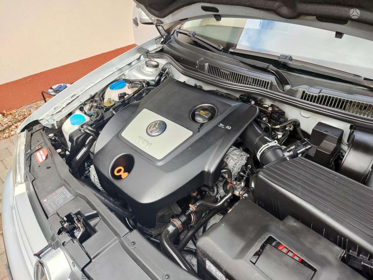 Volkswagen Golf 2005 — фото 22