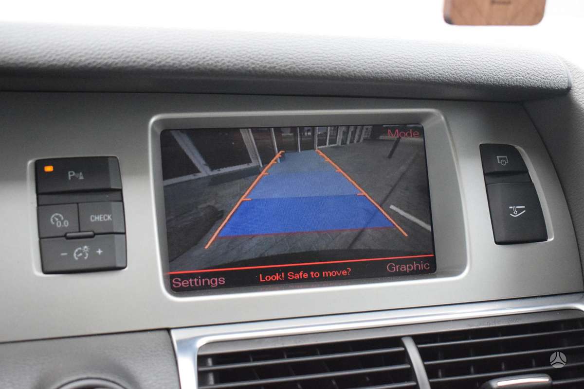 Audi Q7 2008 — photo 14