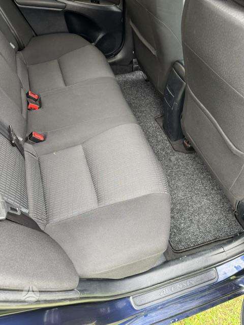 Toyota Avensis 2009 — photo 11
