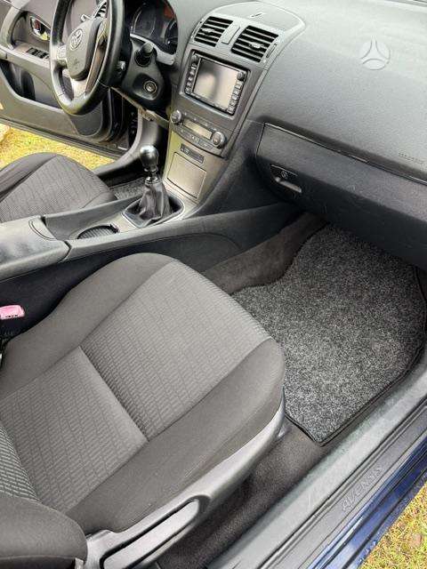 Toyota Avensis 2009 — photo 12