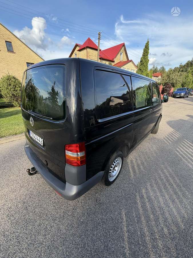 Volkswagen Transporter 2008 — photo 9