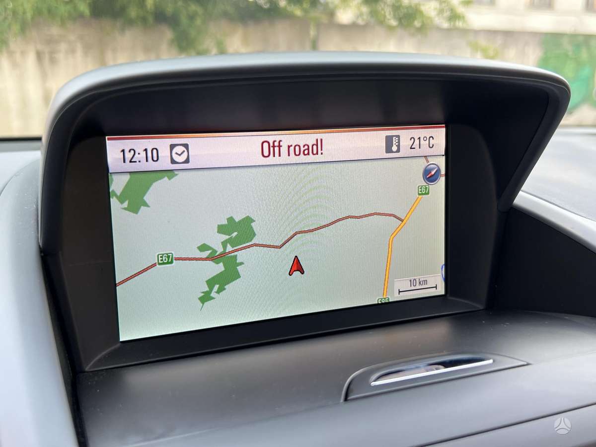 Opel Zafira 2012 — photo 38