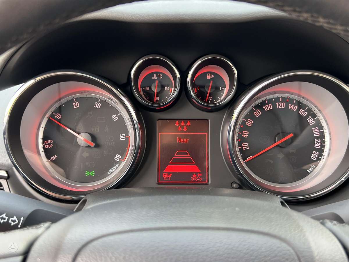Opel Zafira 2012 — photo 42