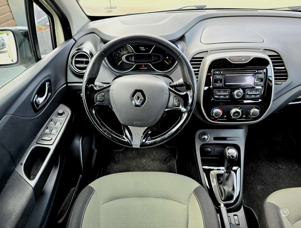 Renault Captur 2015 — photo 15