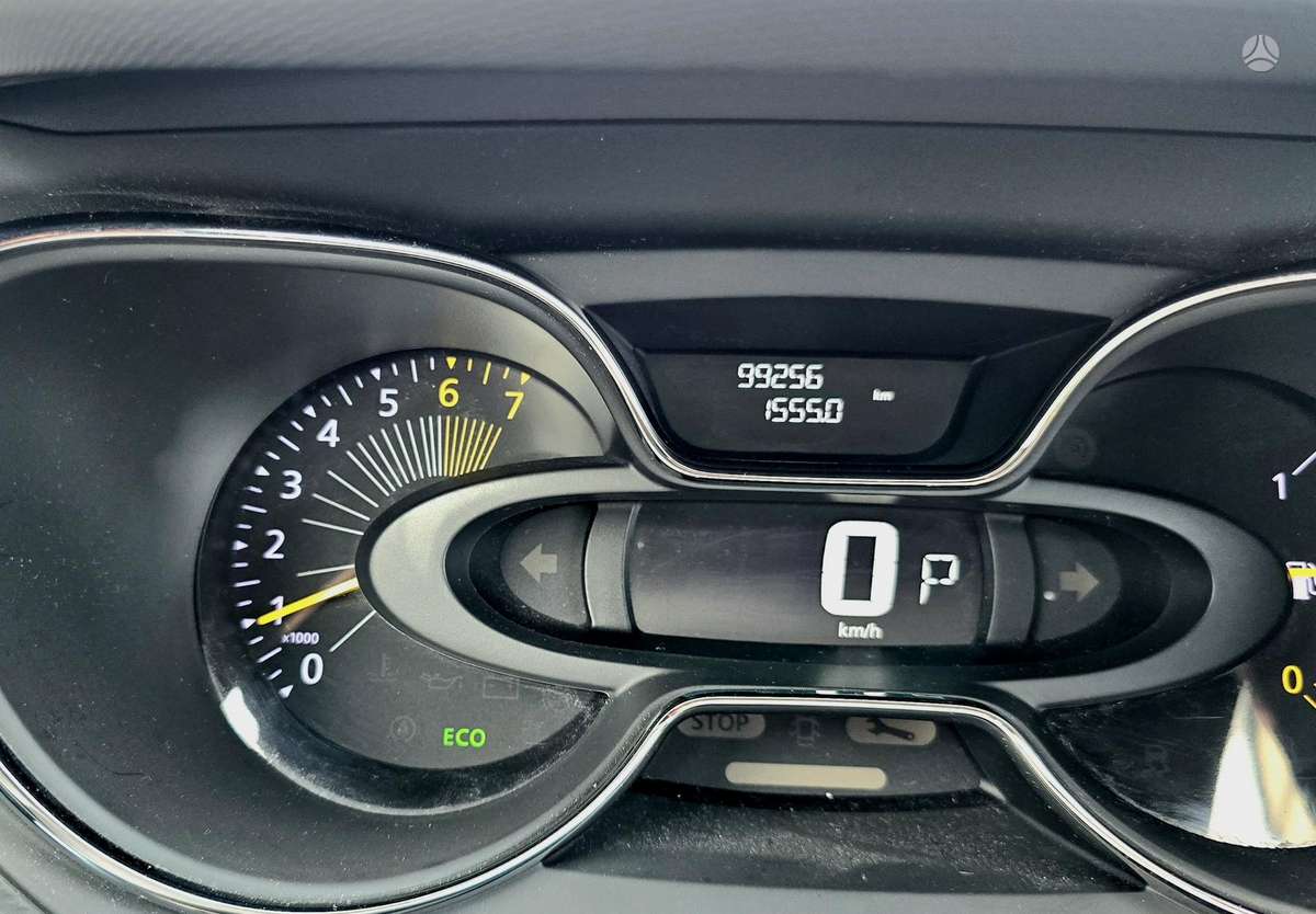 Renault Captur 2015 — photo 16