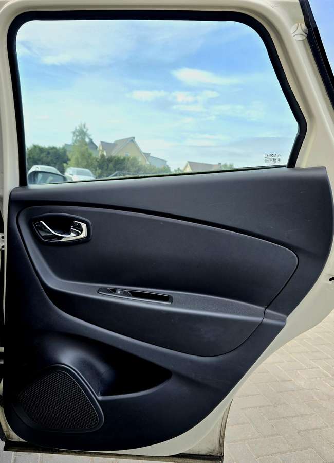 Renault Captur 2015 — photo 29