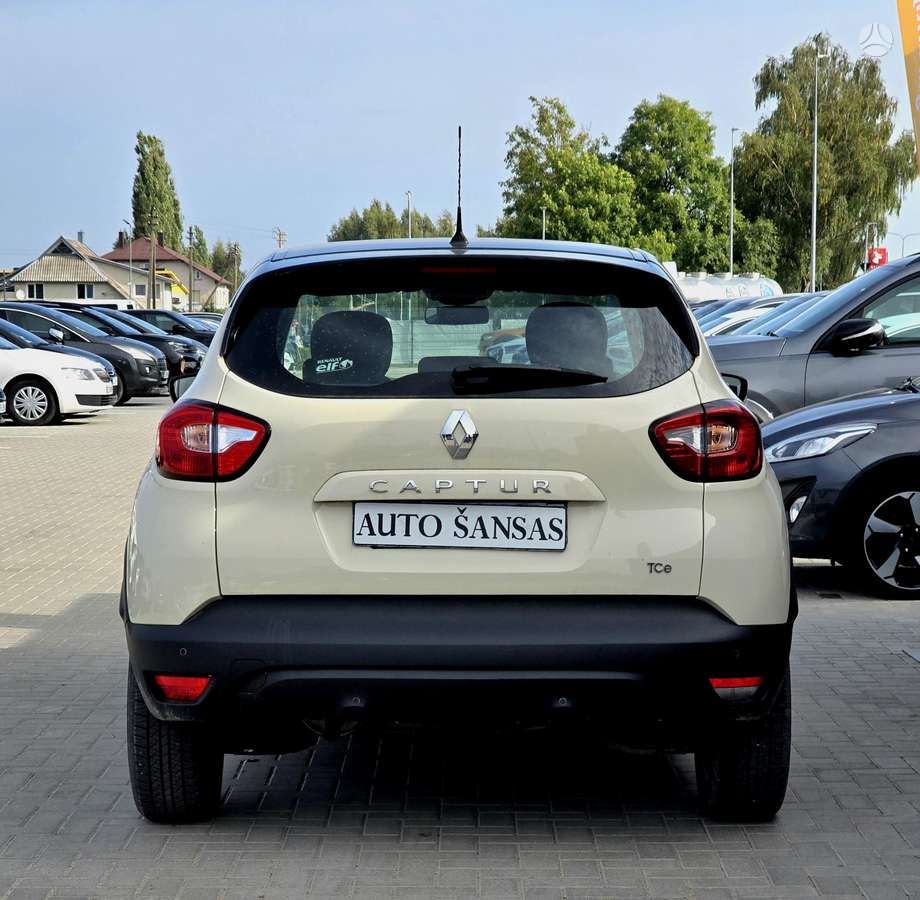 Renault Captur 2015 — photo 9