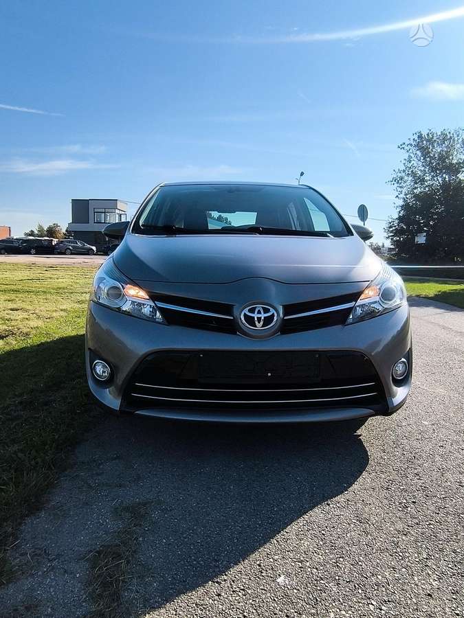 Toyota Verso 2015 — photo 7