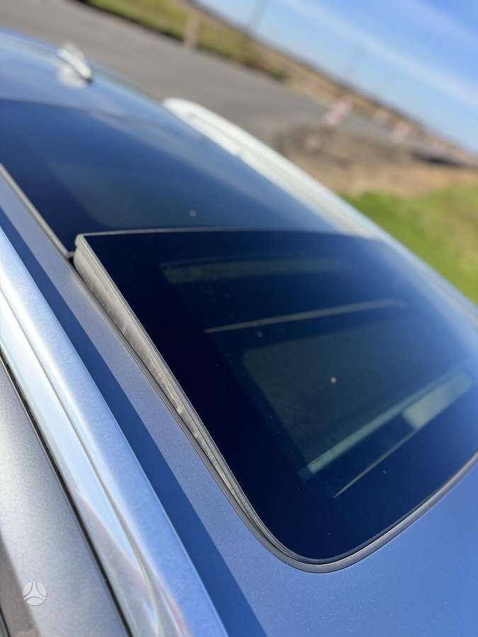BMW X1 2009 — photo 7
