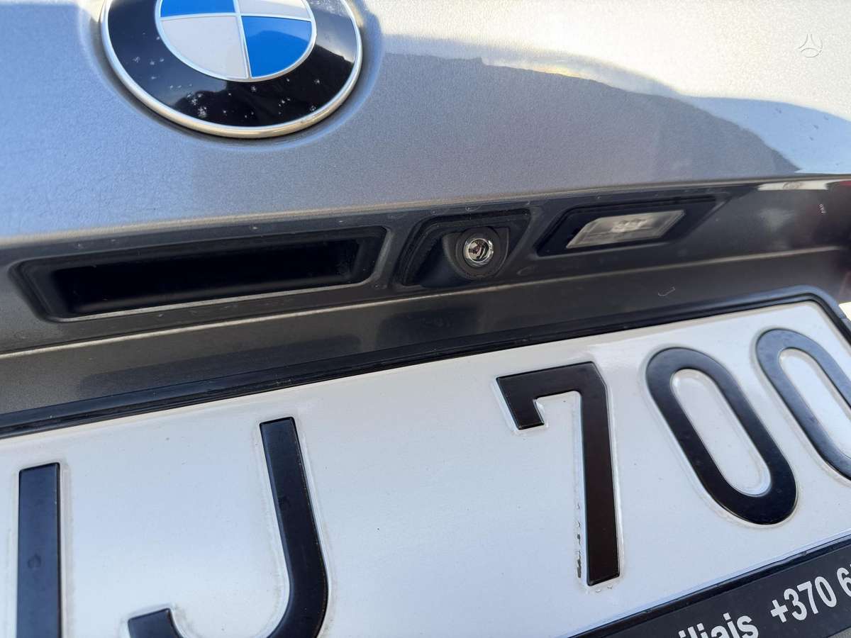 BMW X1 2009 — photo 8