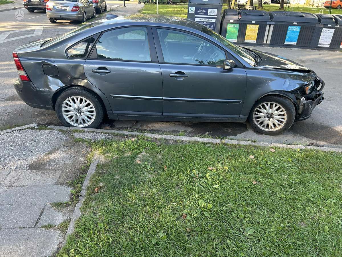 Volvo S40, 2005