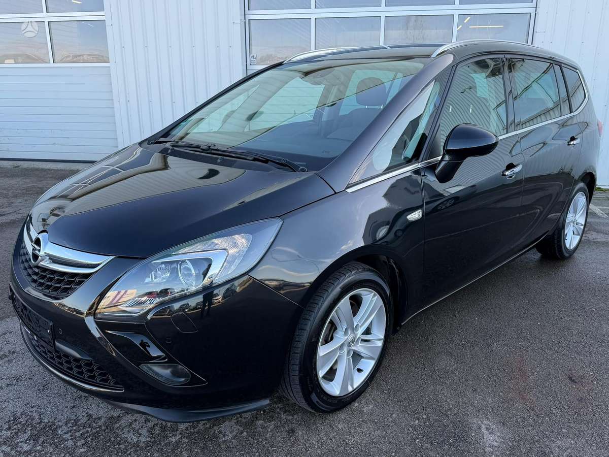 Opel Zafira 2013 — фото 43