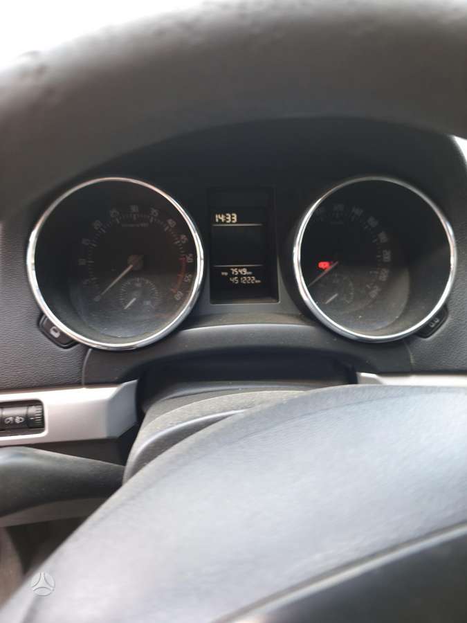 Skoda Yeti 2010 — engine 2000 cm³, 110 HP (81kW)