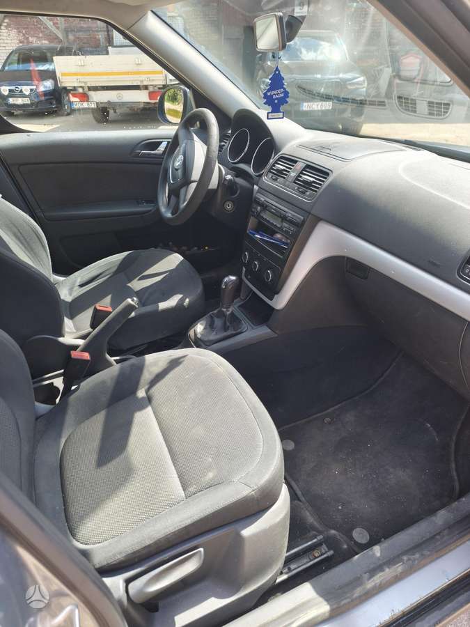 Skoda Yeti 2010 — photo 6
