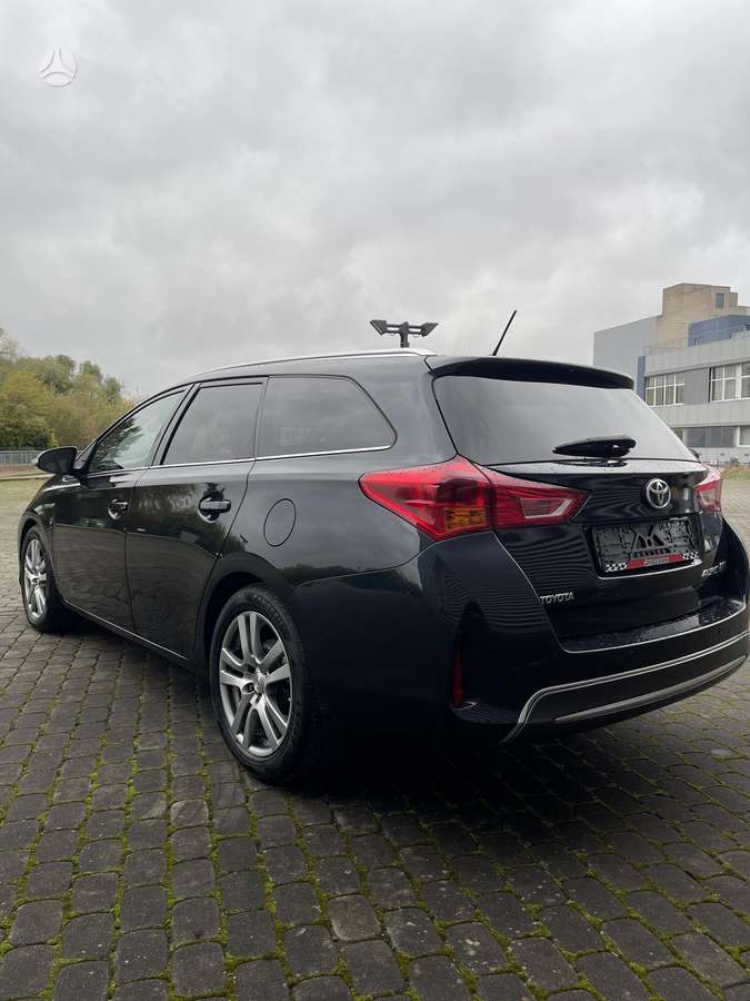 Toyota Auris 2013 — photo 5