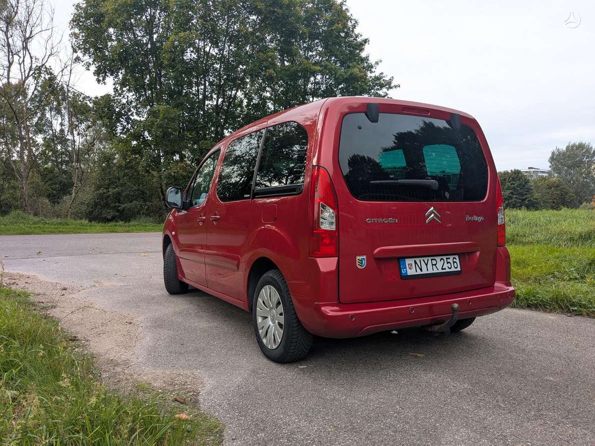 Citroen Berlingo 2011 — engine 1598 cm³, 120 HP (88kW)
