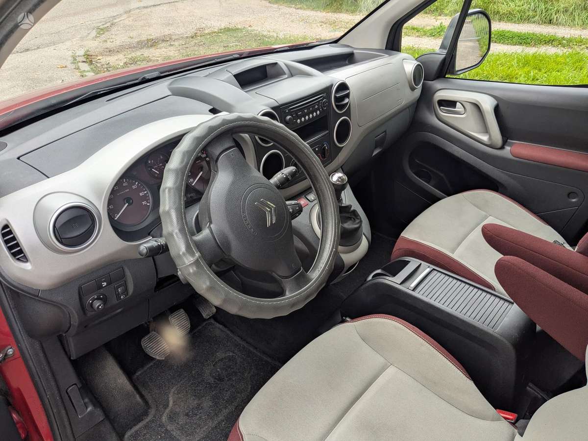 Citroen Berlingo 2011 — photo 8