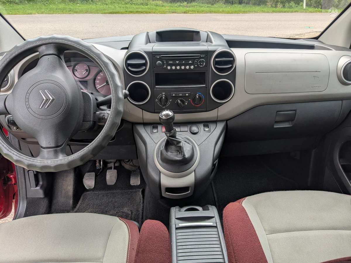 Citroen Berlingo 2011 — photo 9
