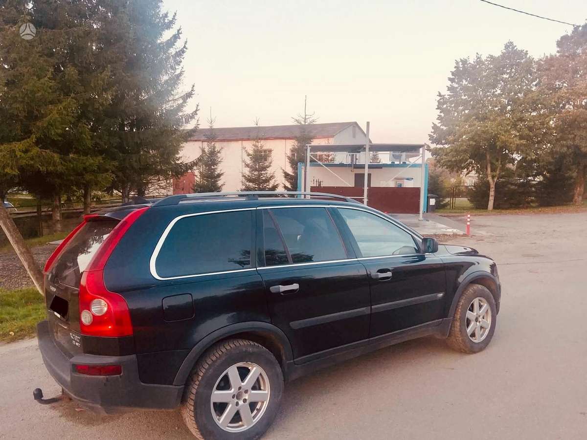 Volvo XC90 2004 — салон