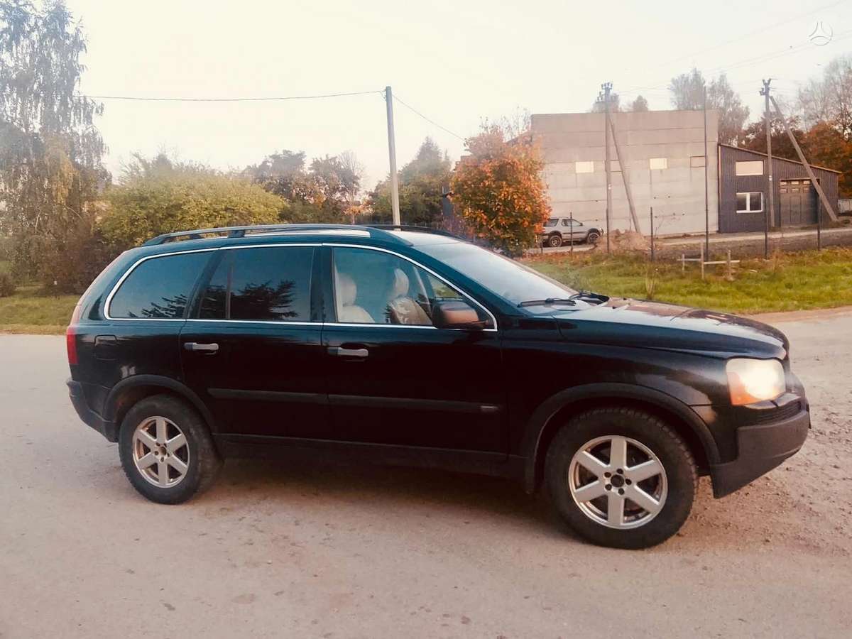 Volvo XC90 2004 — двигун 2401 cm³, 163 HP (120kW)
